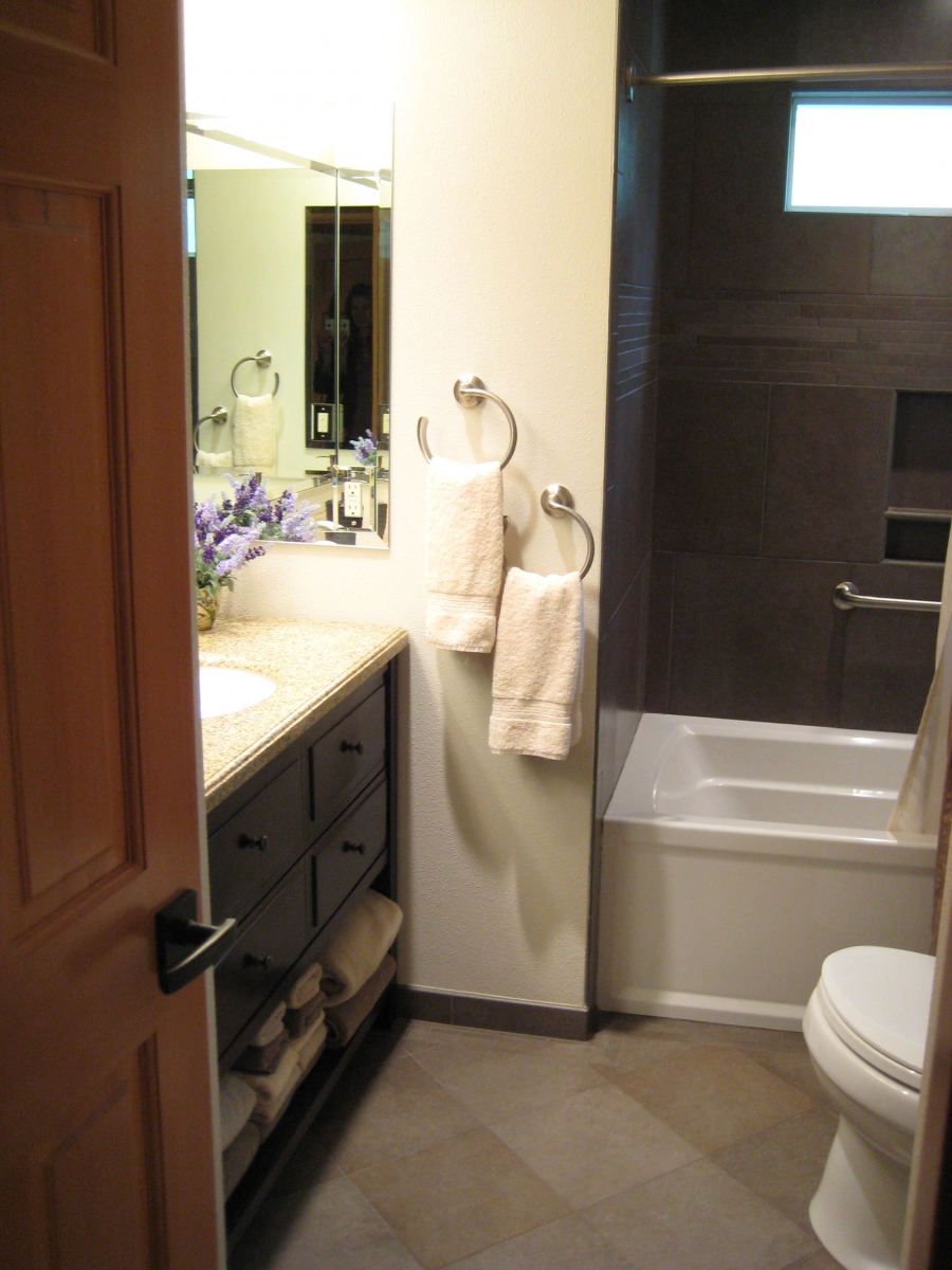 Guest Bathroom